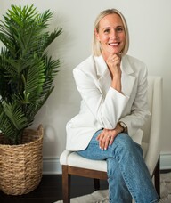 Book an Appointment with Caitlin Doan for Therapy