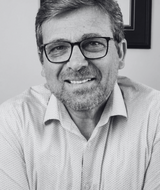 Book an Appointment with Elie Klein at Hespeler Village