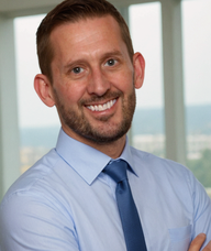 Book an Appointment with Dr. Stuart Currie for Chiropractic