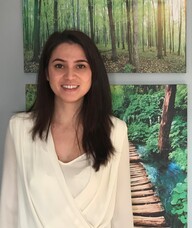 Book an Appointment with Julia Nemer for Physiotherapy