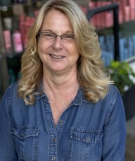 Book an Appointment with Áine Kirk for Physiotherapy