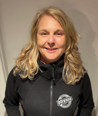 Book an Appointment with Áine Kirk for Physiotherapy