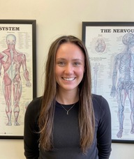 Book an Appointment with Erin Cecchetto for Chiropractic