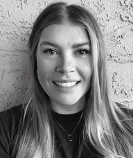 Book an Appointment with Andrea Thomlison for 15 Minute Consultation