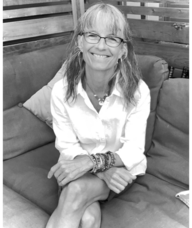 Book an Appointment with Lizanne Chicanot for 15 Minute Consultation