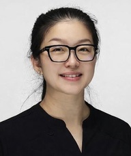 Book an Appointment with Vivian Yan for Massage