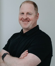 Book an Appointment with Ian Groskleg for Athletic Therapy