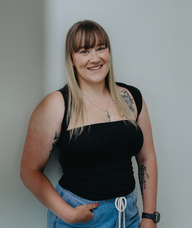 Book an Appointment with Sam Bauer for Osteopathy